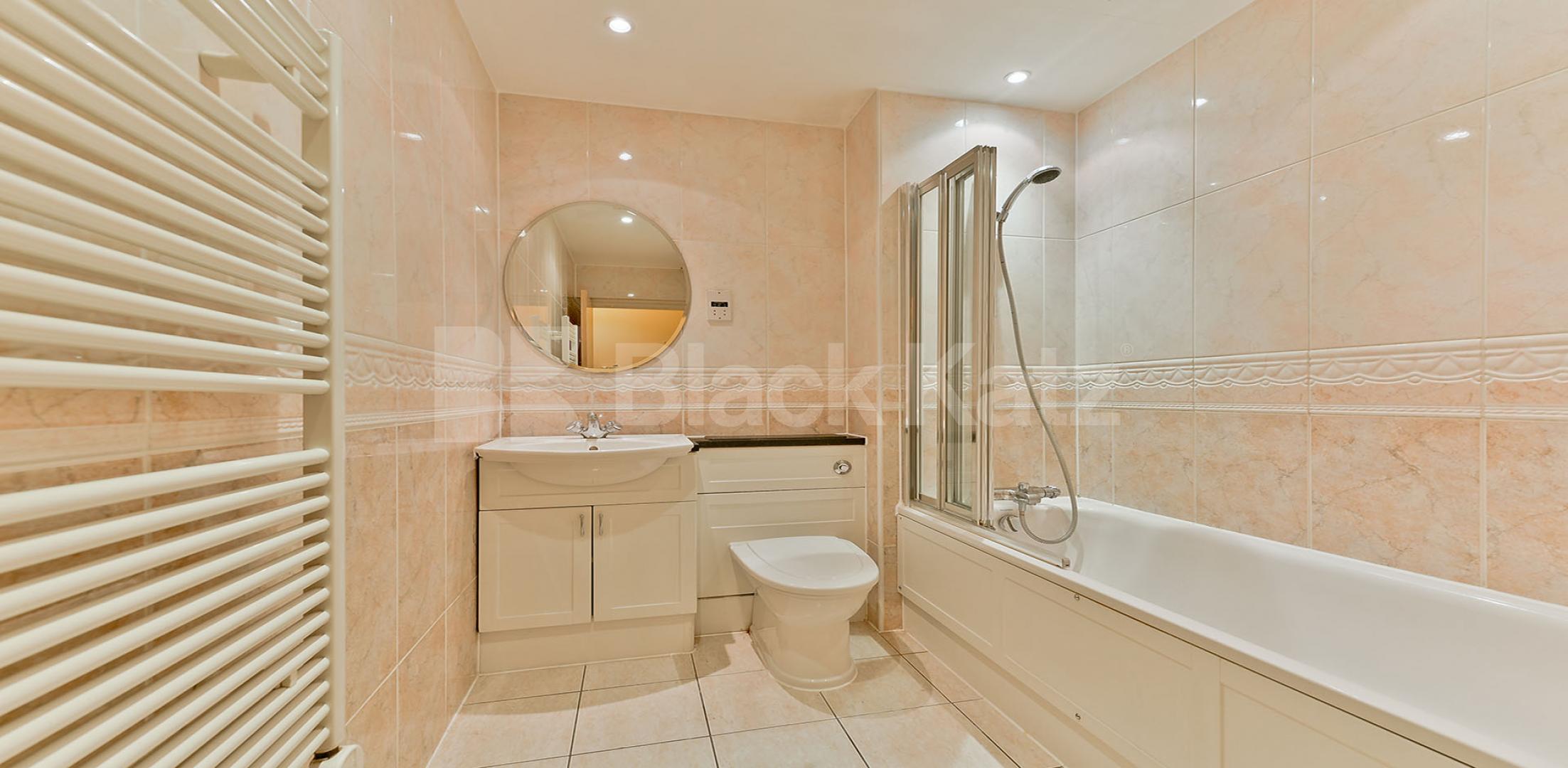 			NEW INSTRUCTION, 2 Bedroom, 1 bath, 1 reception Apartment			 Oxford Drive , London Bridge